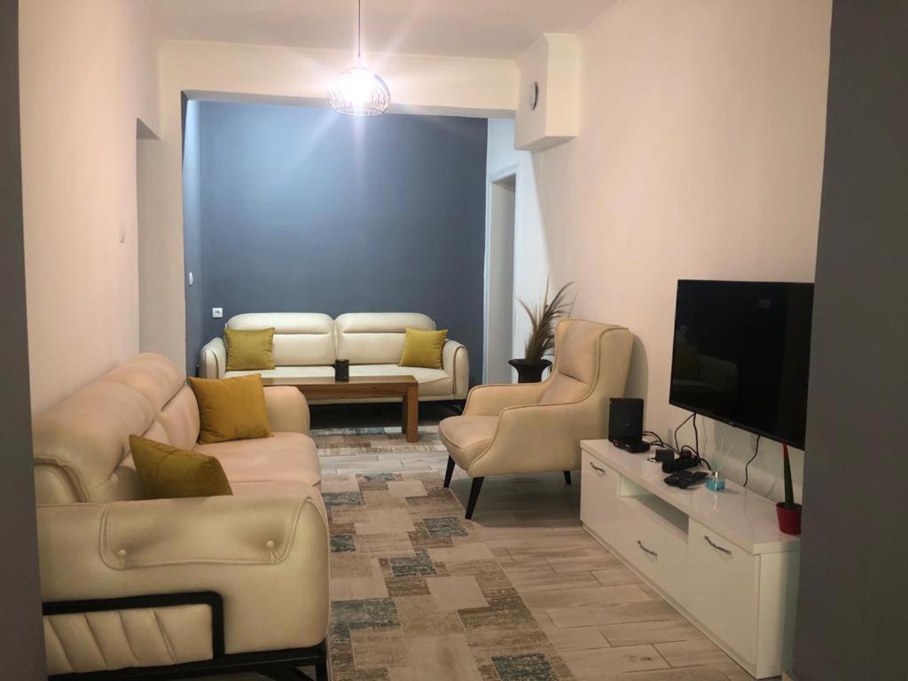 Home Center Korce Luaran gambar
